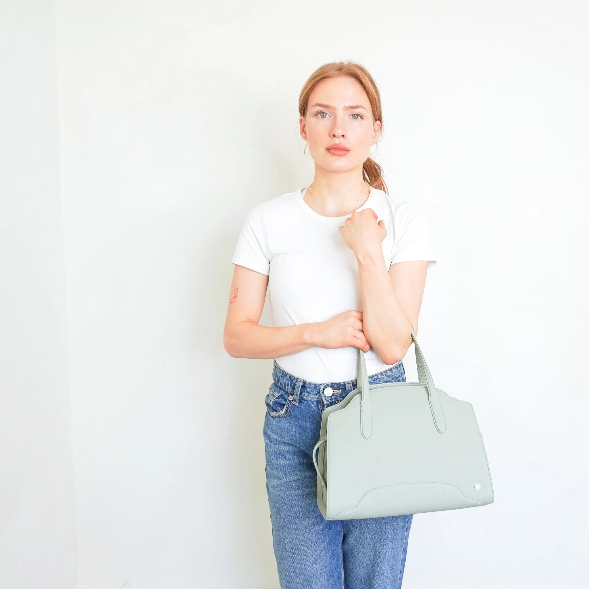 Loro Piana Sesia Medium Leather Tote in Eucalyptus RRP £3340 | Authentic Preloved - Image 14