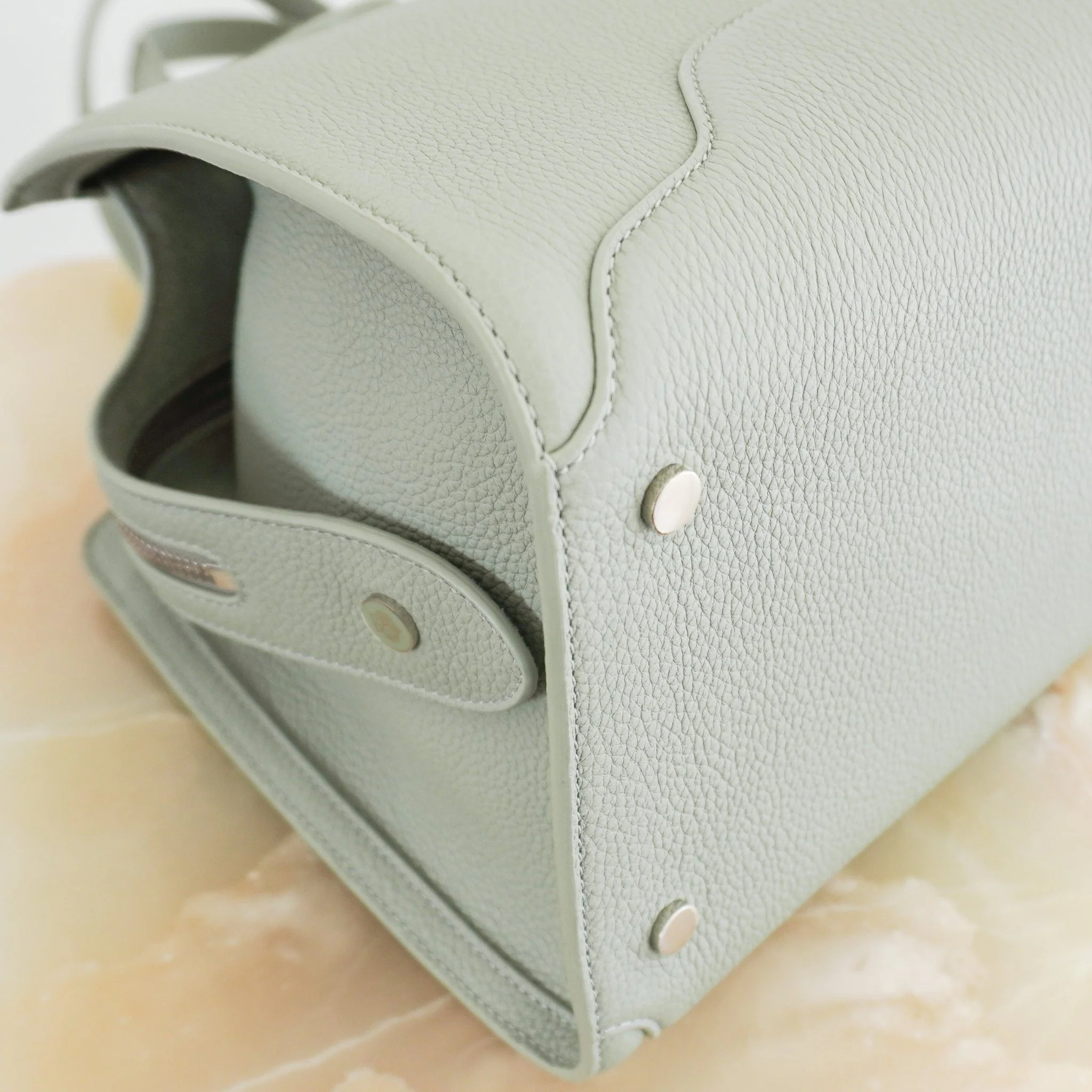 Loro Piana Sesia Medium Leather Tote in Eucalyptus RRP £3340 | Authentic Preloved - Image 6