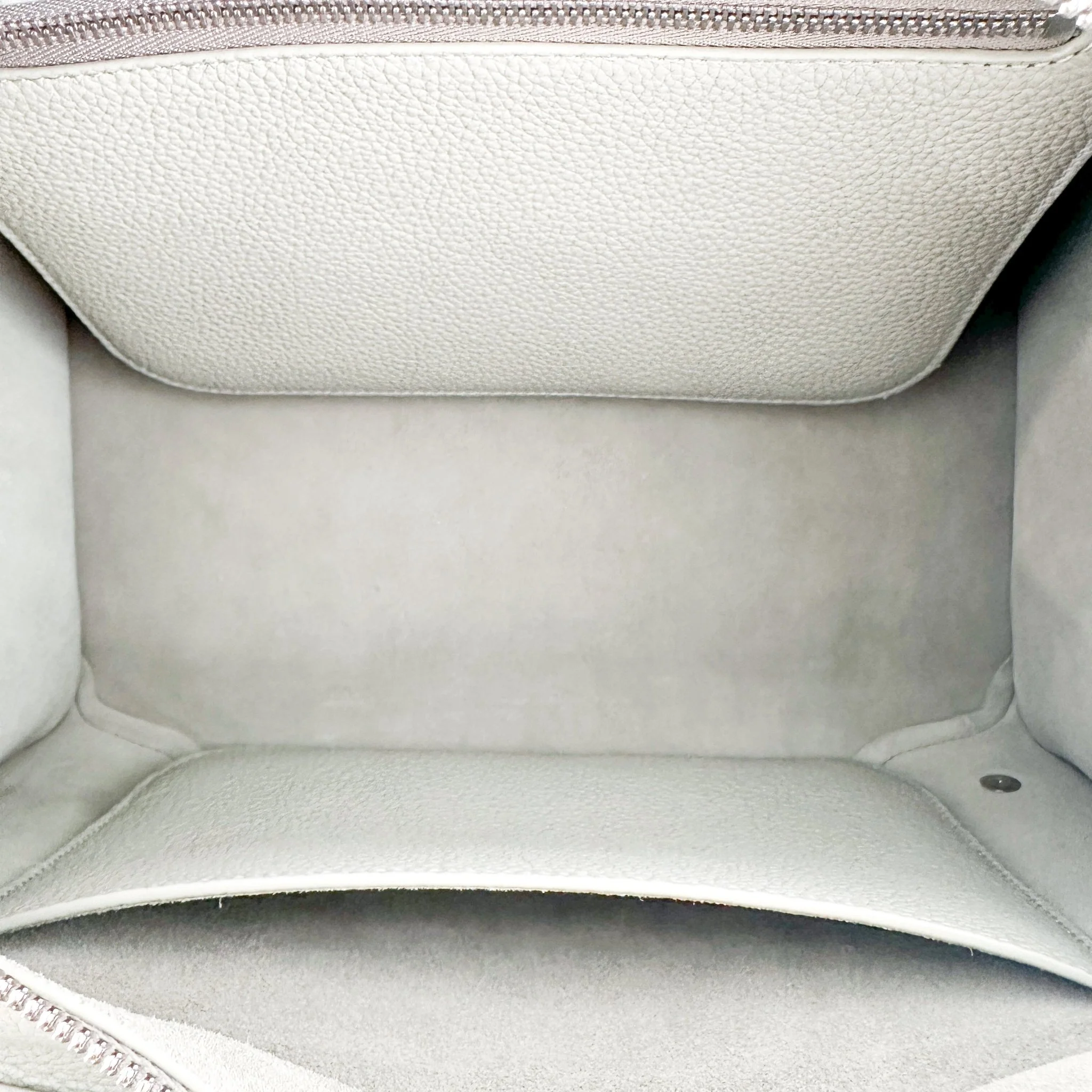 Loro Piana Sesia Medium Leather Tote in Eucalyptus RRP £3340 | Authentic Preloved - Image 9