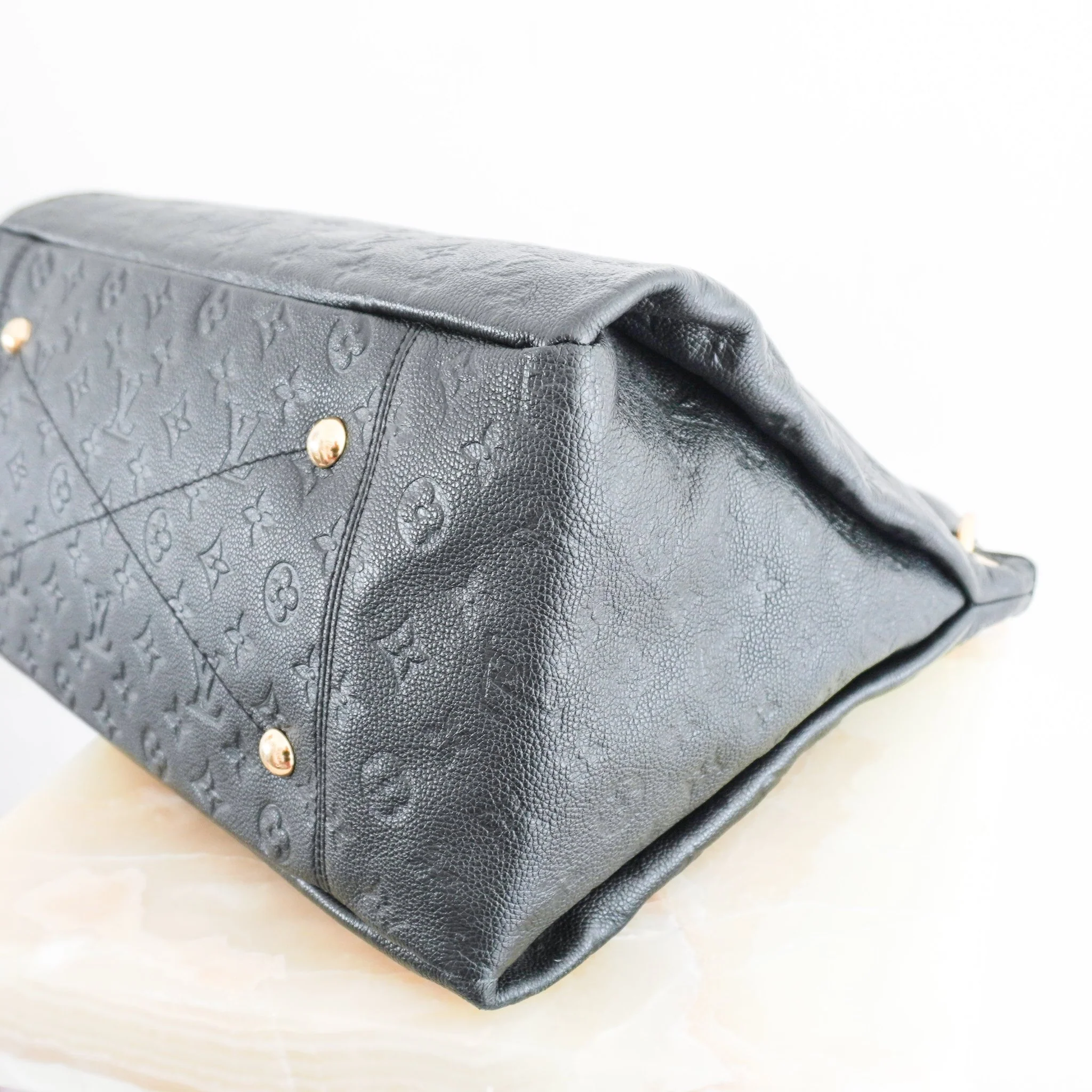 Louis Vuitton Artsy MM Tote Bag in Black RRP £2500 | Authentic Preloved - Image 8