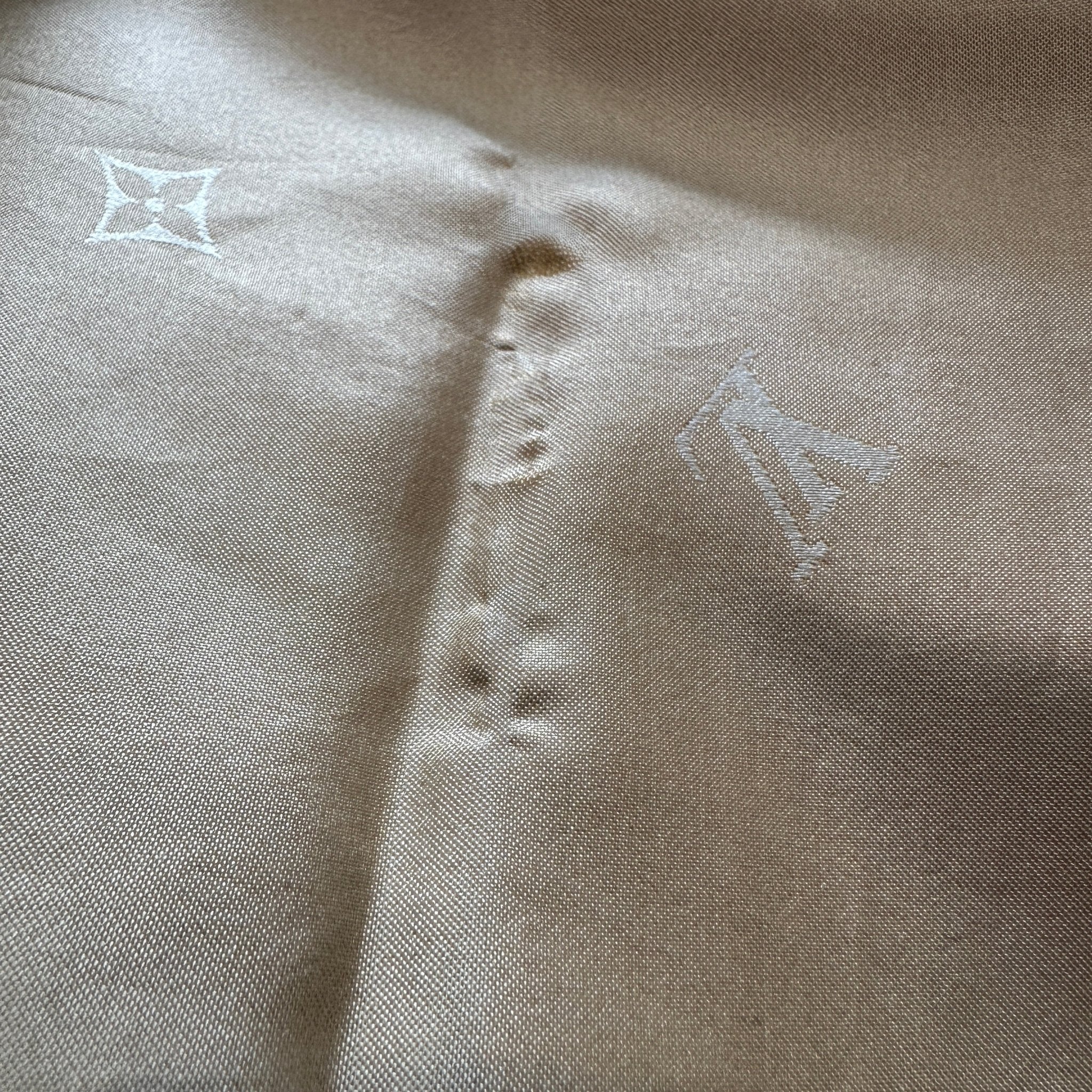 Louis Vuitton Beige Monogram Silk Scarf RRP £400 | Authentic Preloved FINAL SALE - Image 6