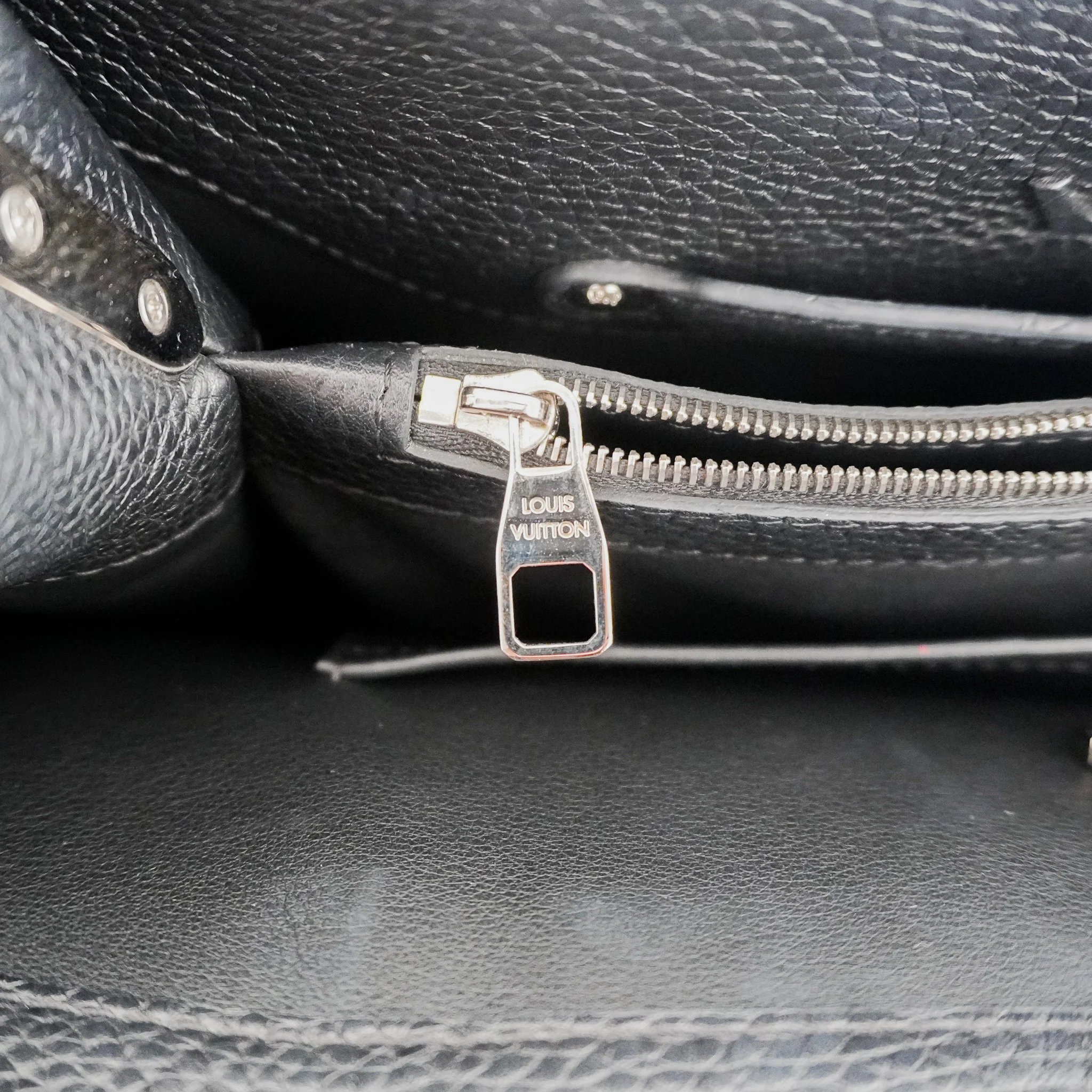 Louis Vuitton Capucines GM Souple Bag RRP £6600 | Authentic Preloved - Image 6