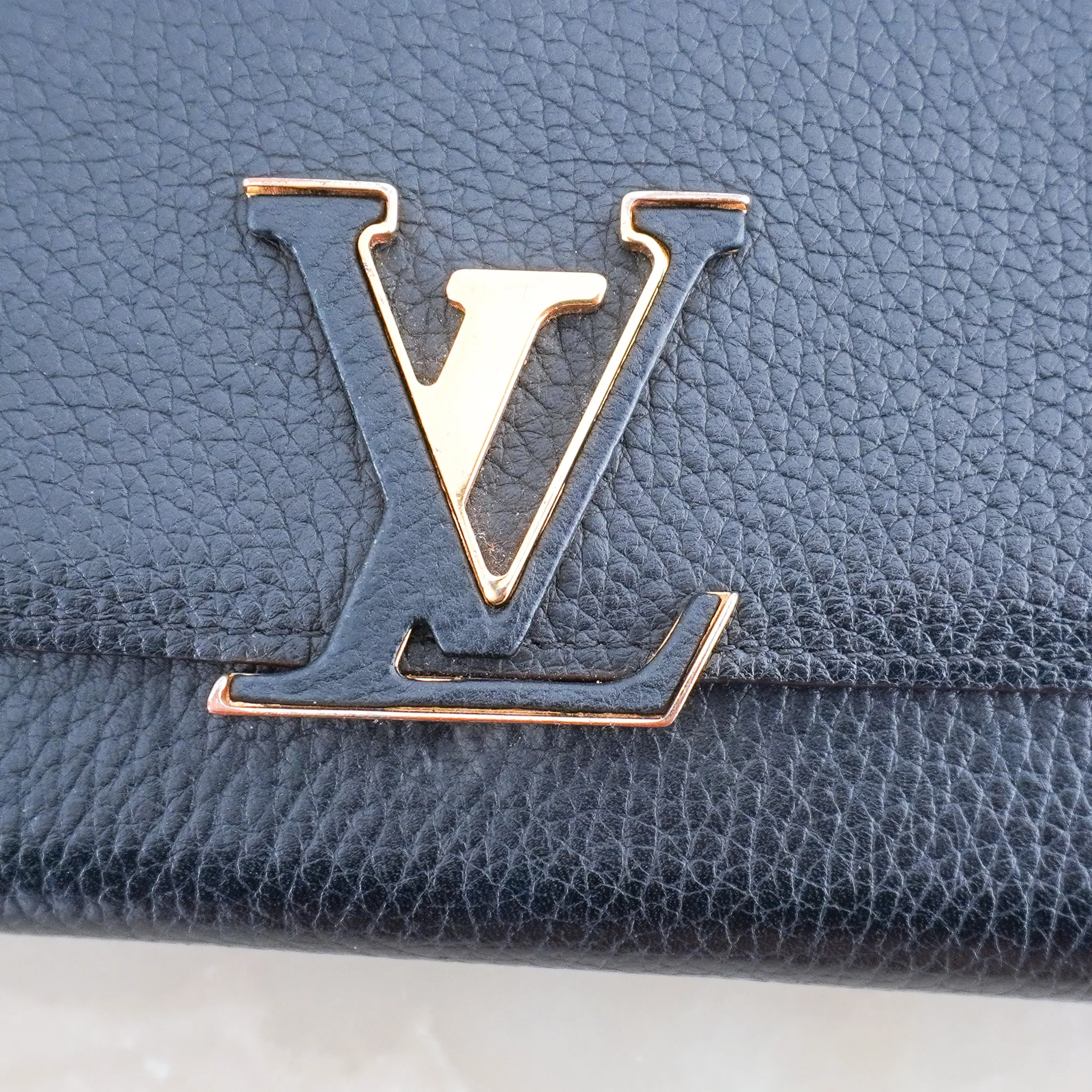 Louis Vuitton Capucines Wallet in Black RRP £1010 | Authentic Preloved - Image 11
