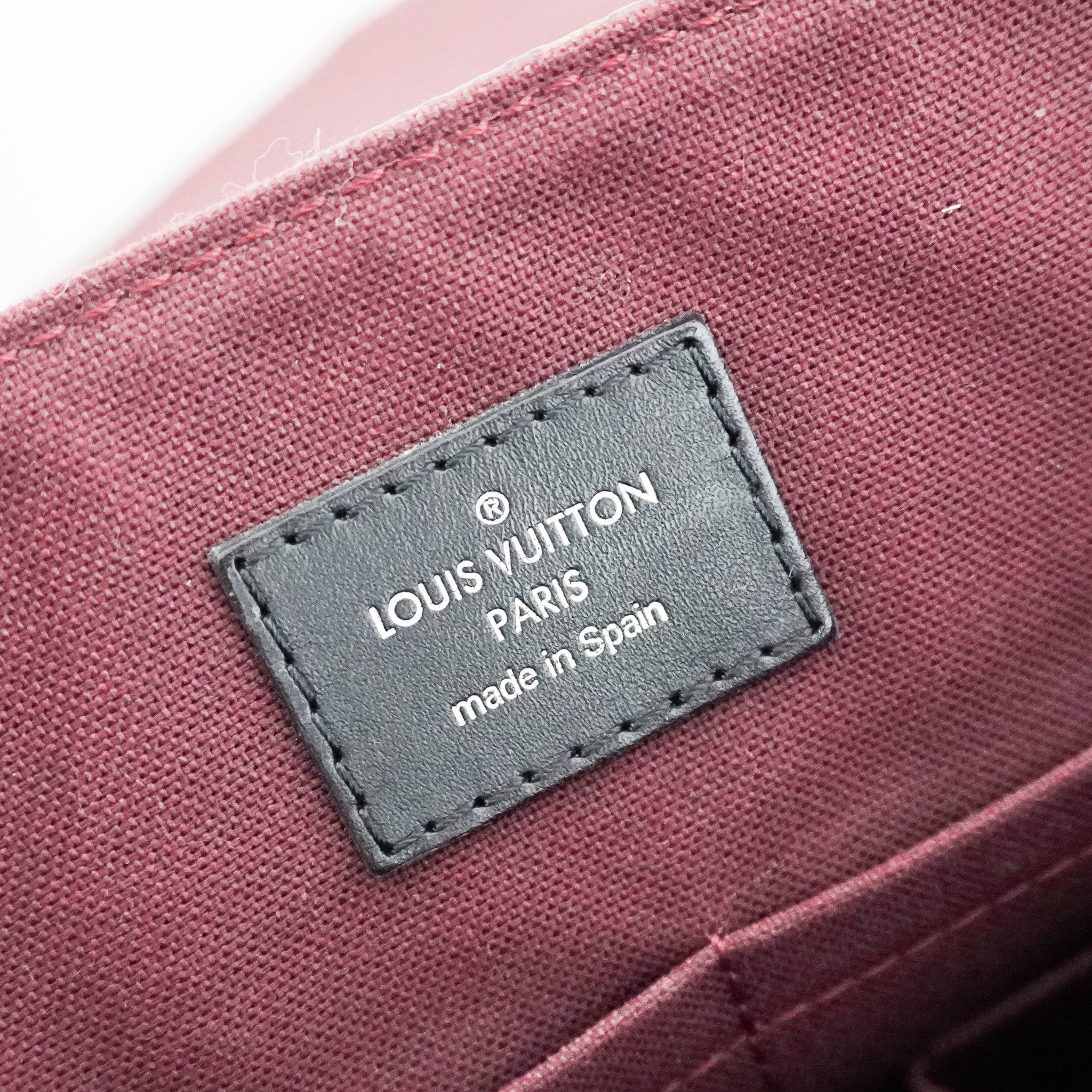 Louis Vuitton District MM Monogram Canvas Messenger Bag RRP £1760 | Authentic Preloved - Image 7