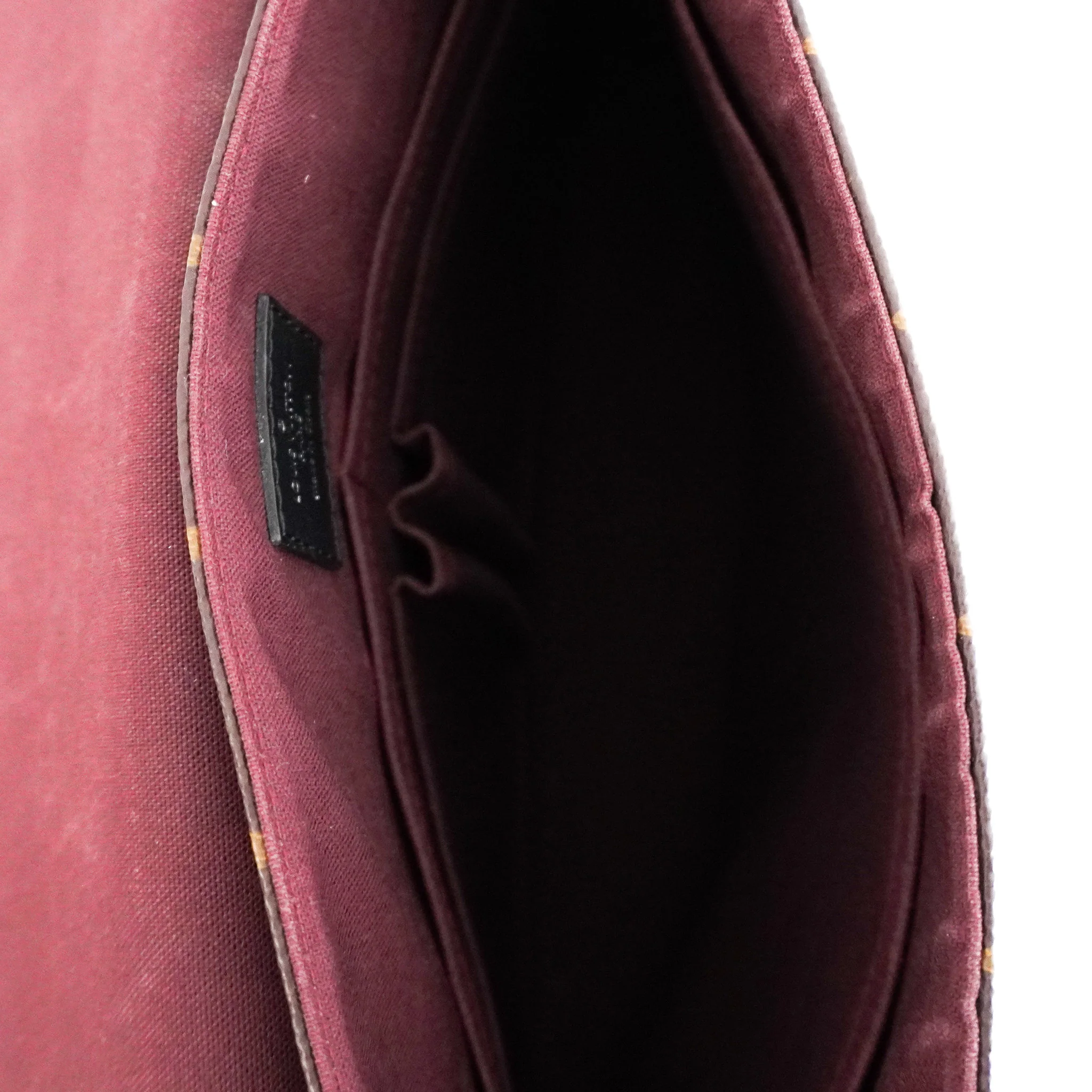 Louis Vuitton District MM Monogram Canvas Messenger Bag RRP £1760 | Authentic Preloved - Image 8