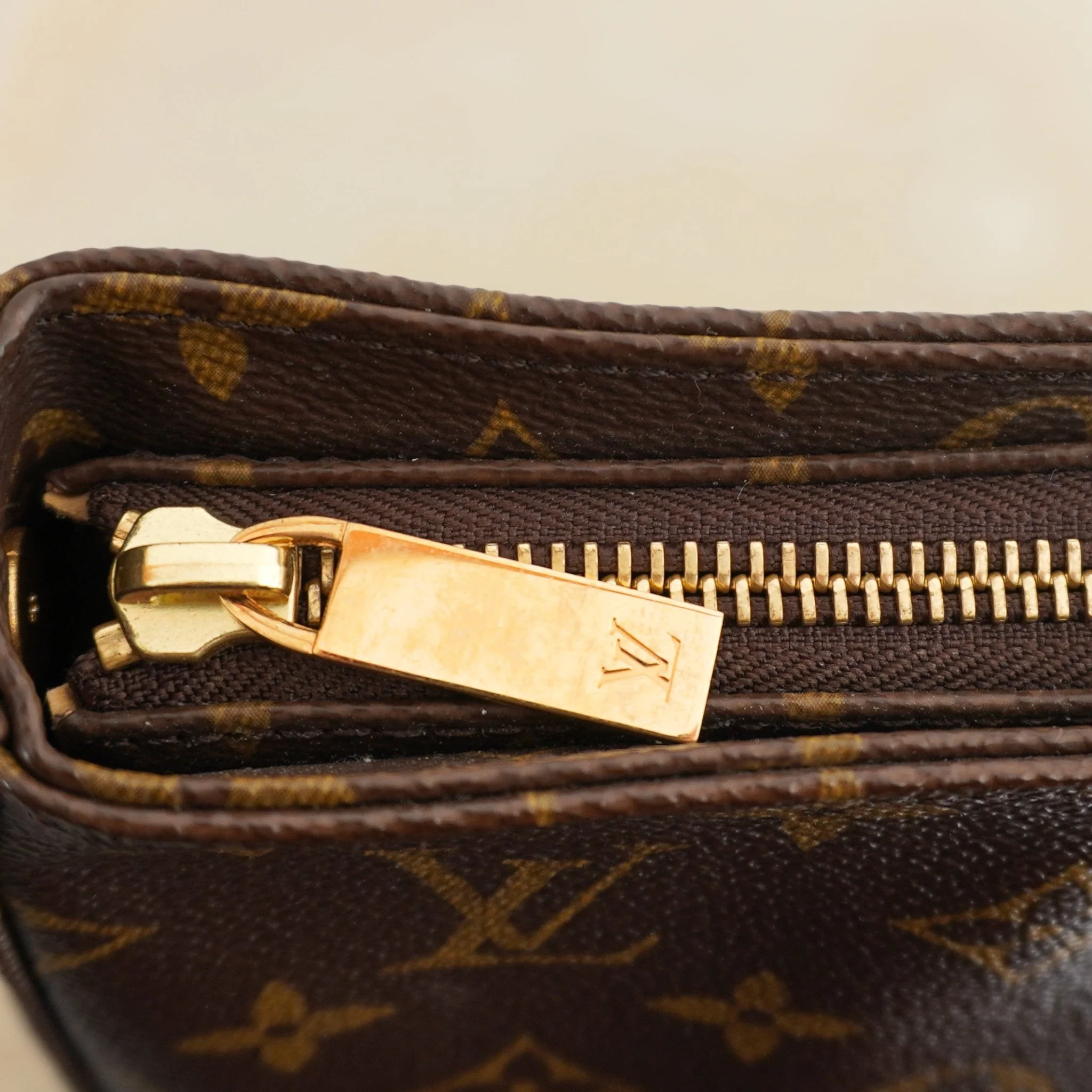 Louis Vuitton Loop Bag Monogram Canvas | Authentic Preloved - Image 5