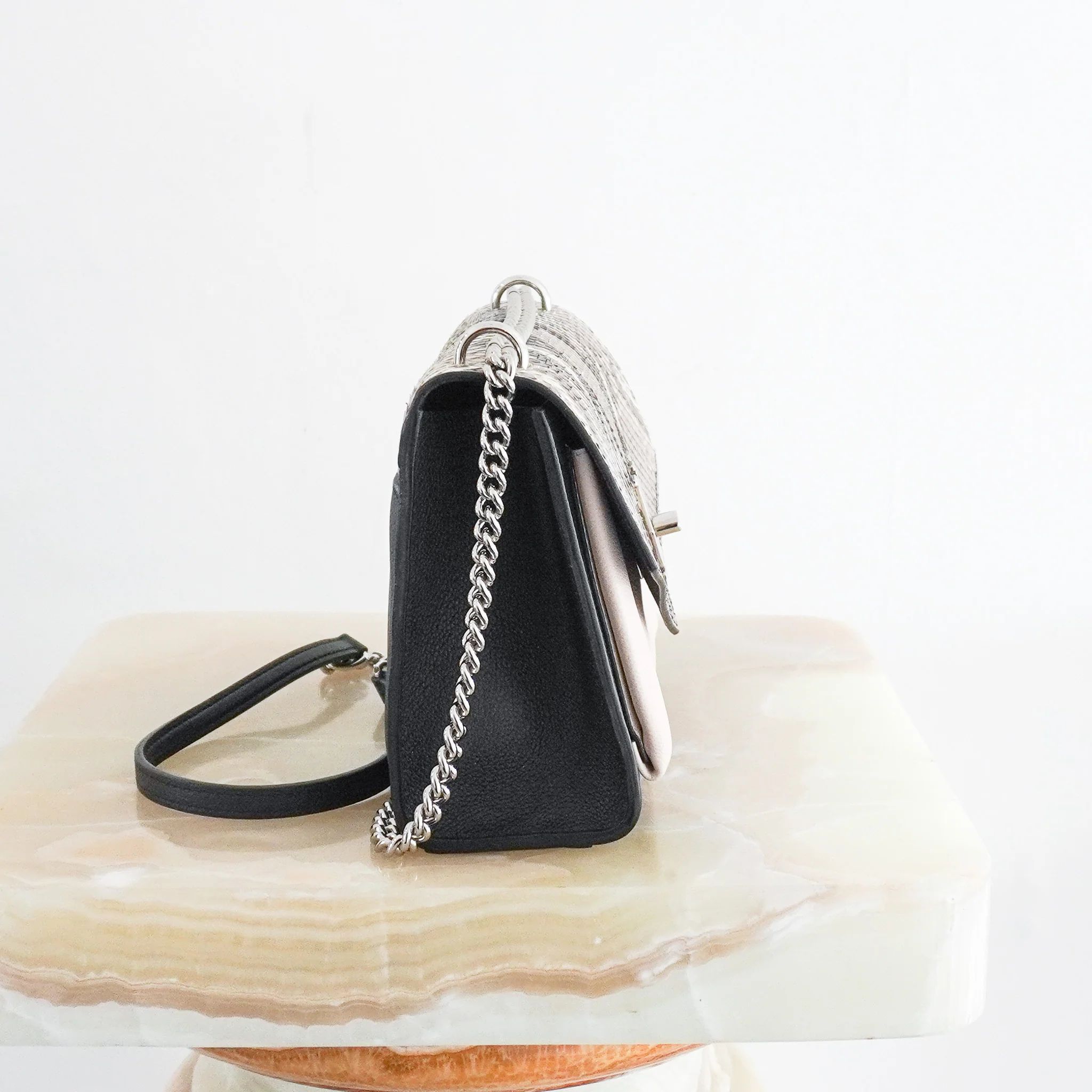 Louis Vuitton Mylockme Bag RRP £2000 | Authentic Preloved - Image 2