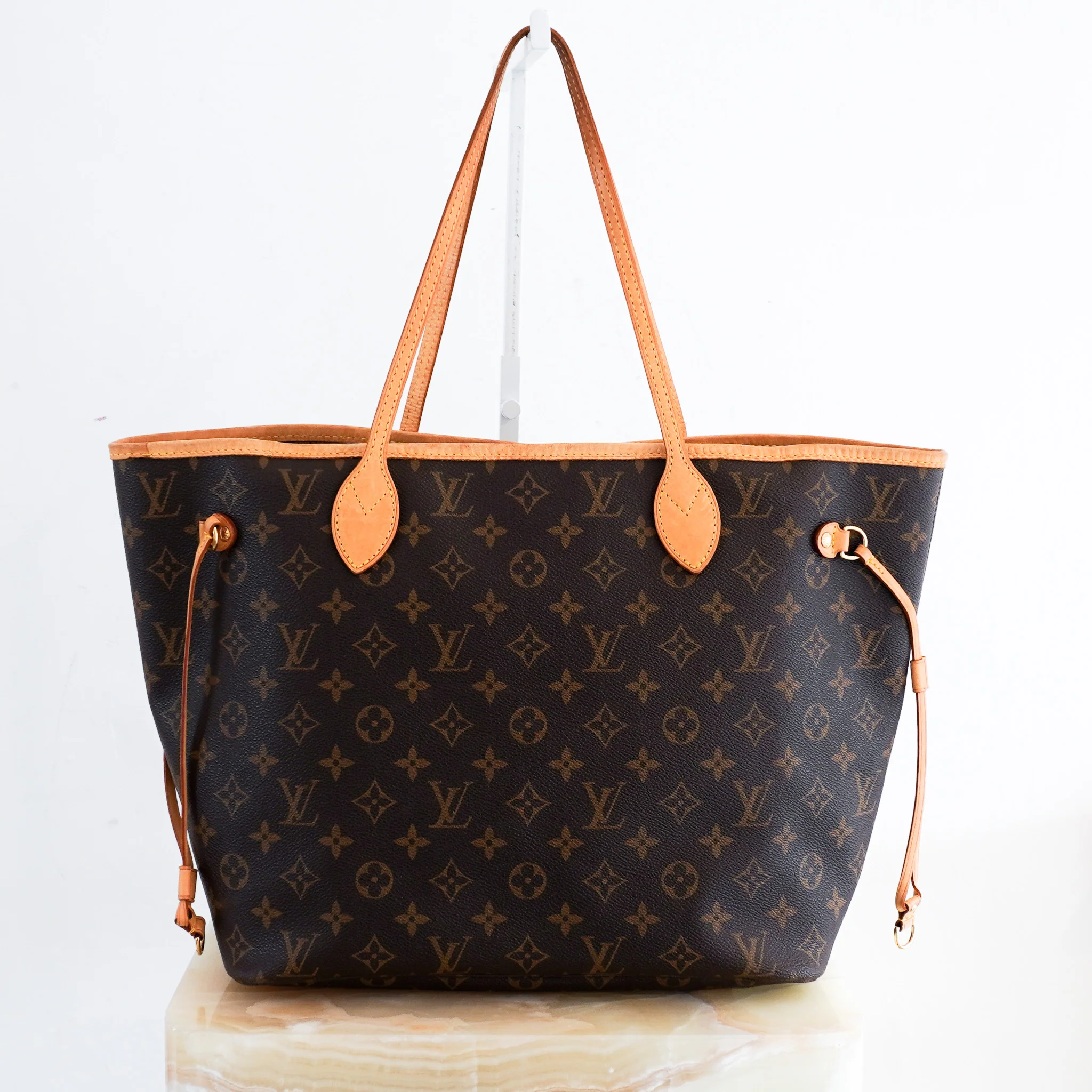 Louis Vuitton Neverfull MM Canvas Tote Bag RRP £1470 | Authentic Preloved - Image 3
