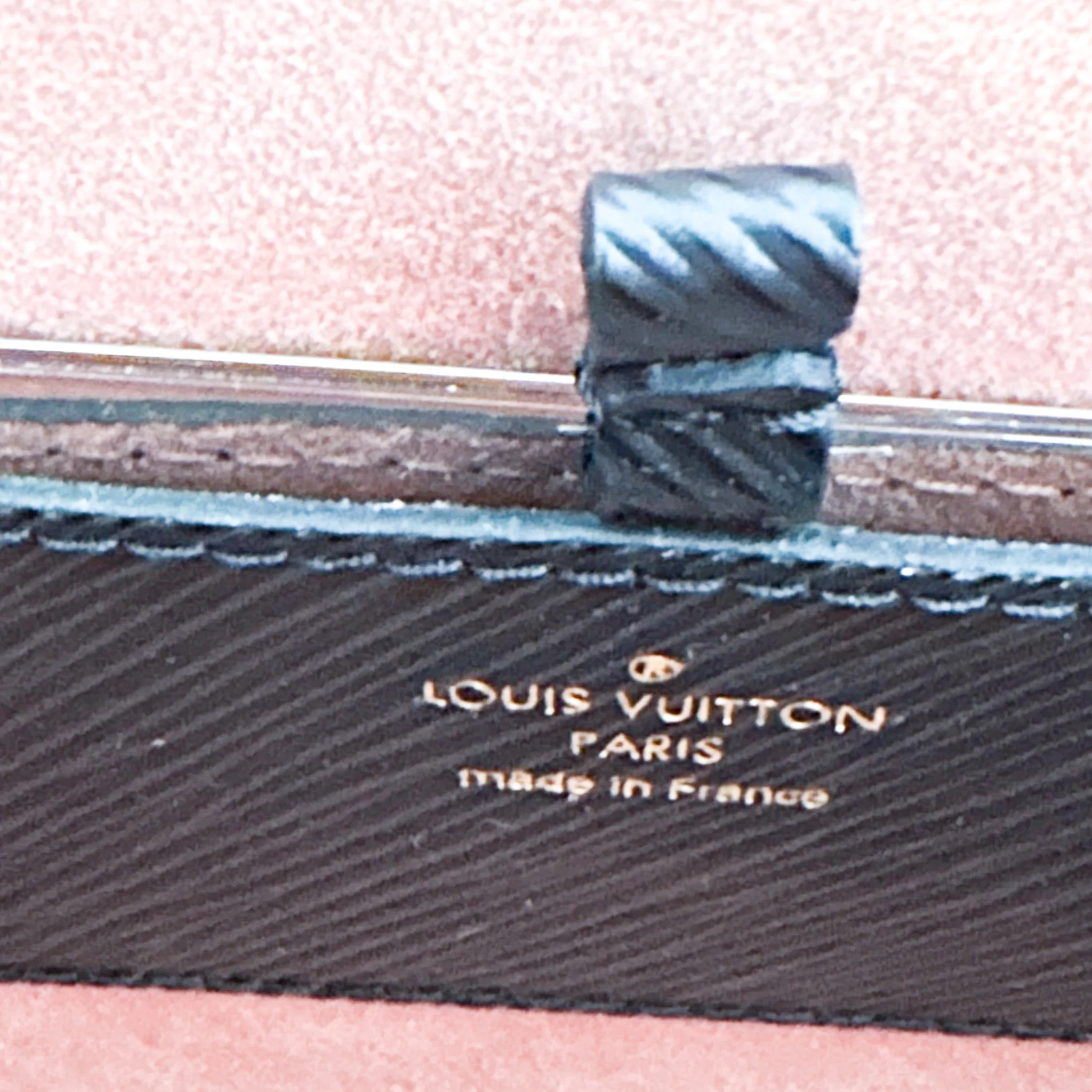Louis Vuitton Twist MM Bag in Black RRP £3450 | Authentic Preloved - Image 10