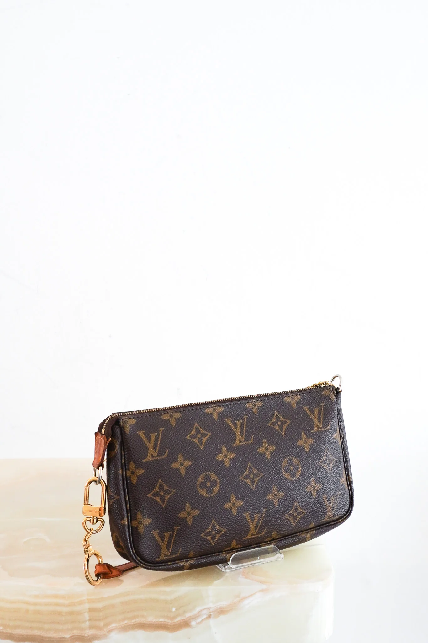 Louis Vuitton monogram Pochette | Authentic Preloved