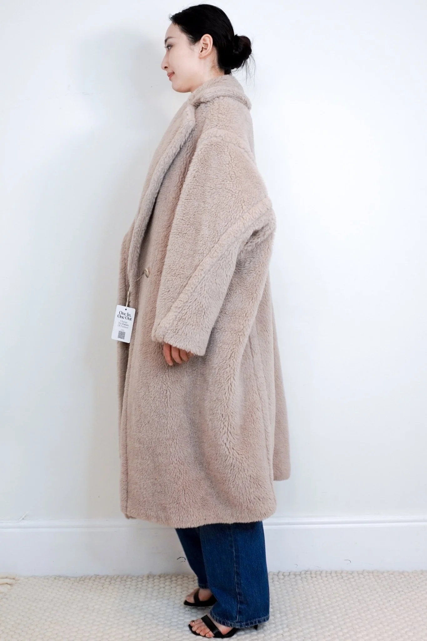 Max Mara Beige Teddy Bear Icon Coat in alpaca and wool RRP £2580 | Authentic Preloved - Image 2