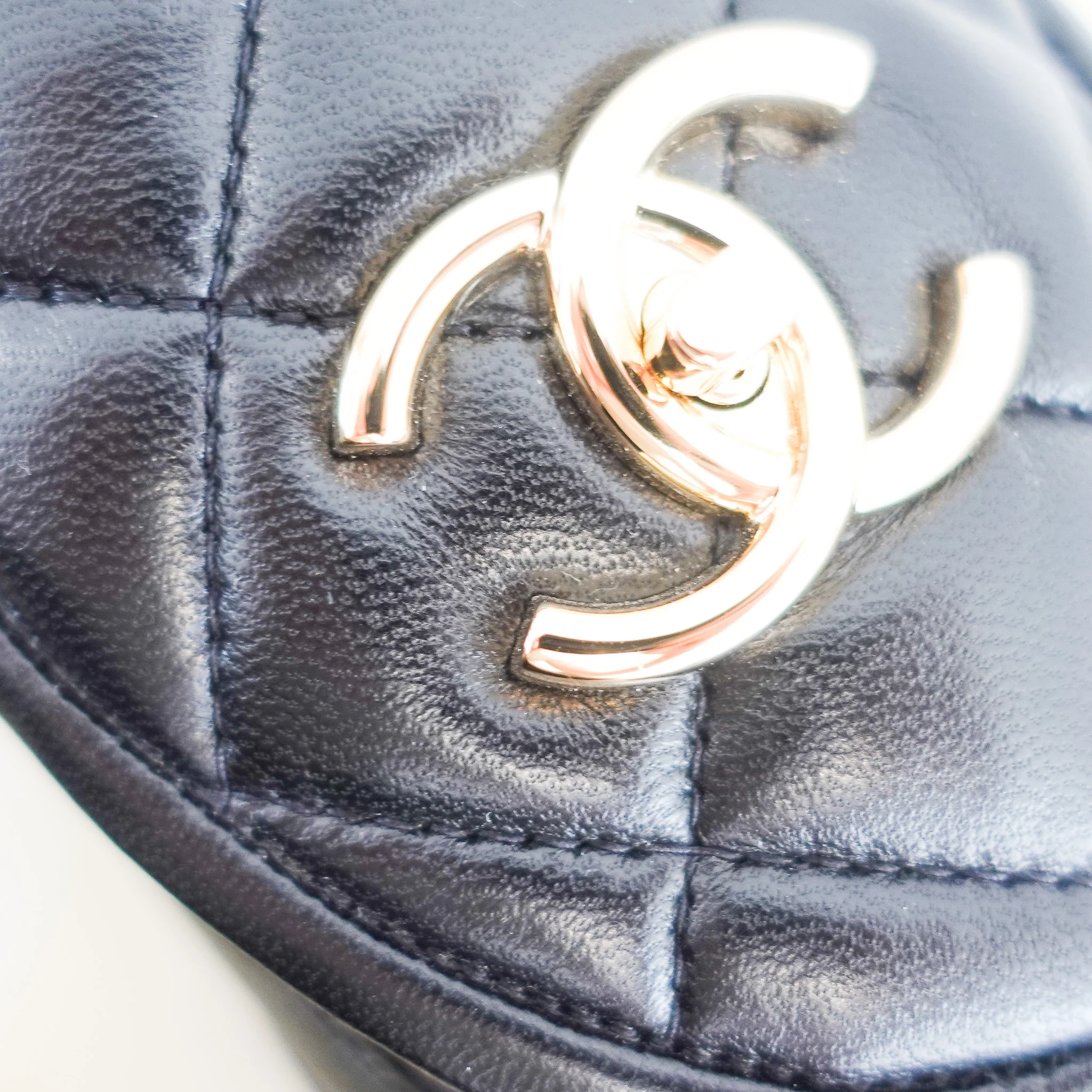 NEW Chanel Quilted Lambskin CC turn-lock Loafers RRP £1300 | Authentic Preloved - Image 8