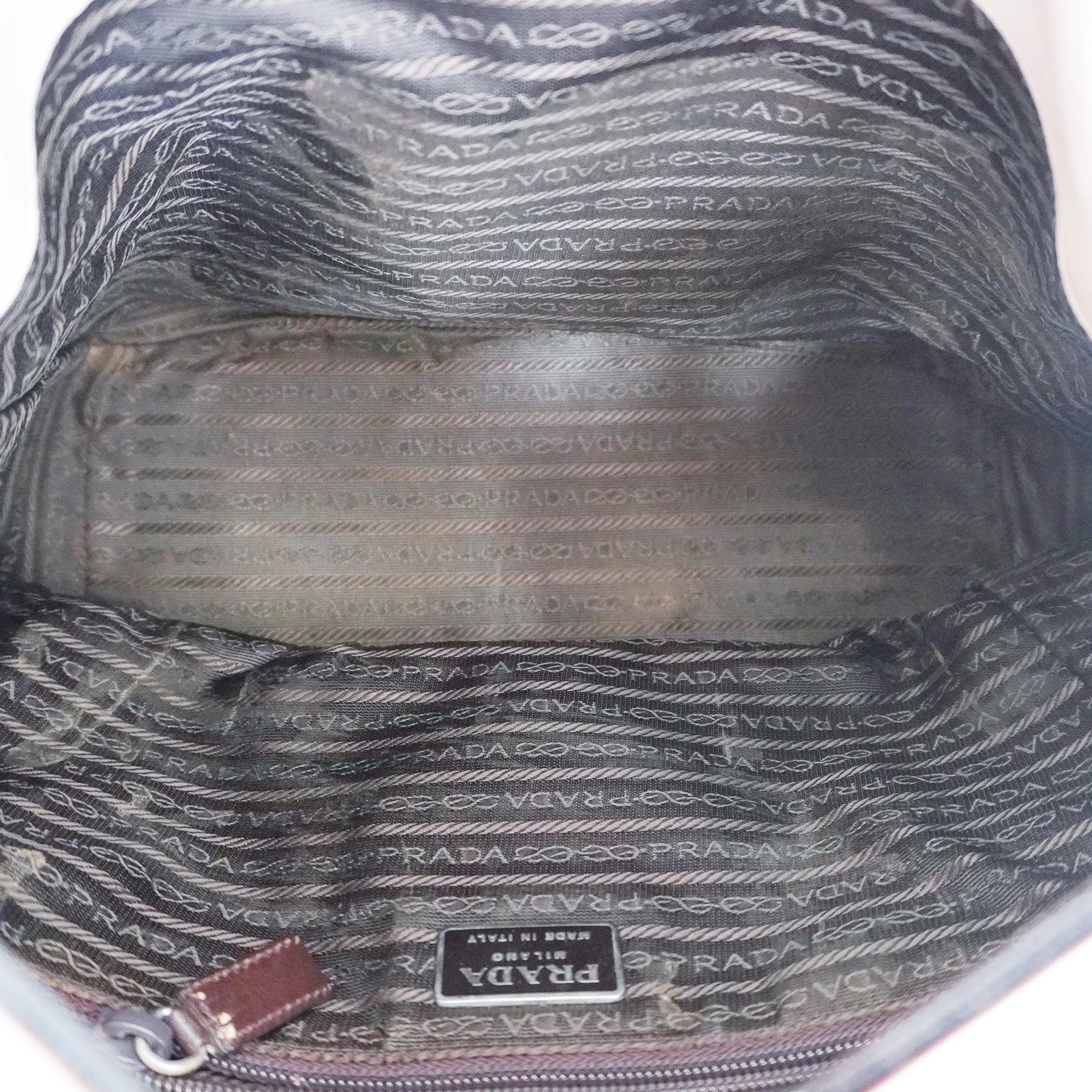 Prada Ecru Shoulder Bag RRP £750 | Authentic Preloved - Image 9