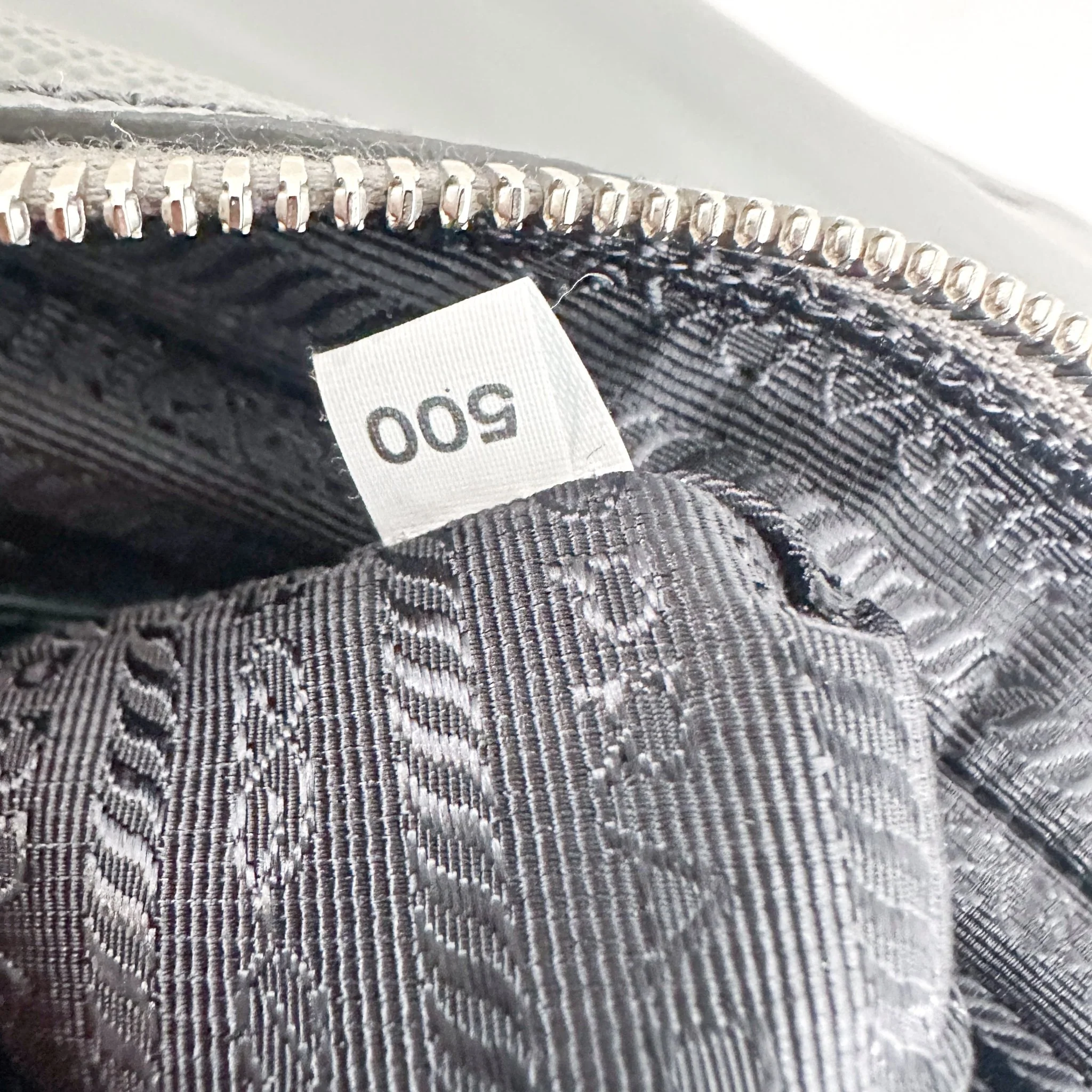 Prada Grey Saffiano Aresia Messenger Bag (RRP £1900) | Authentic Preloved - Image 10