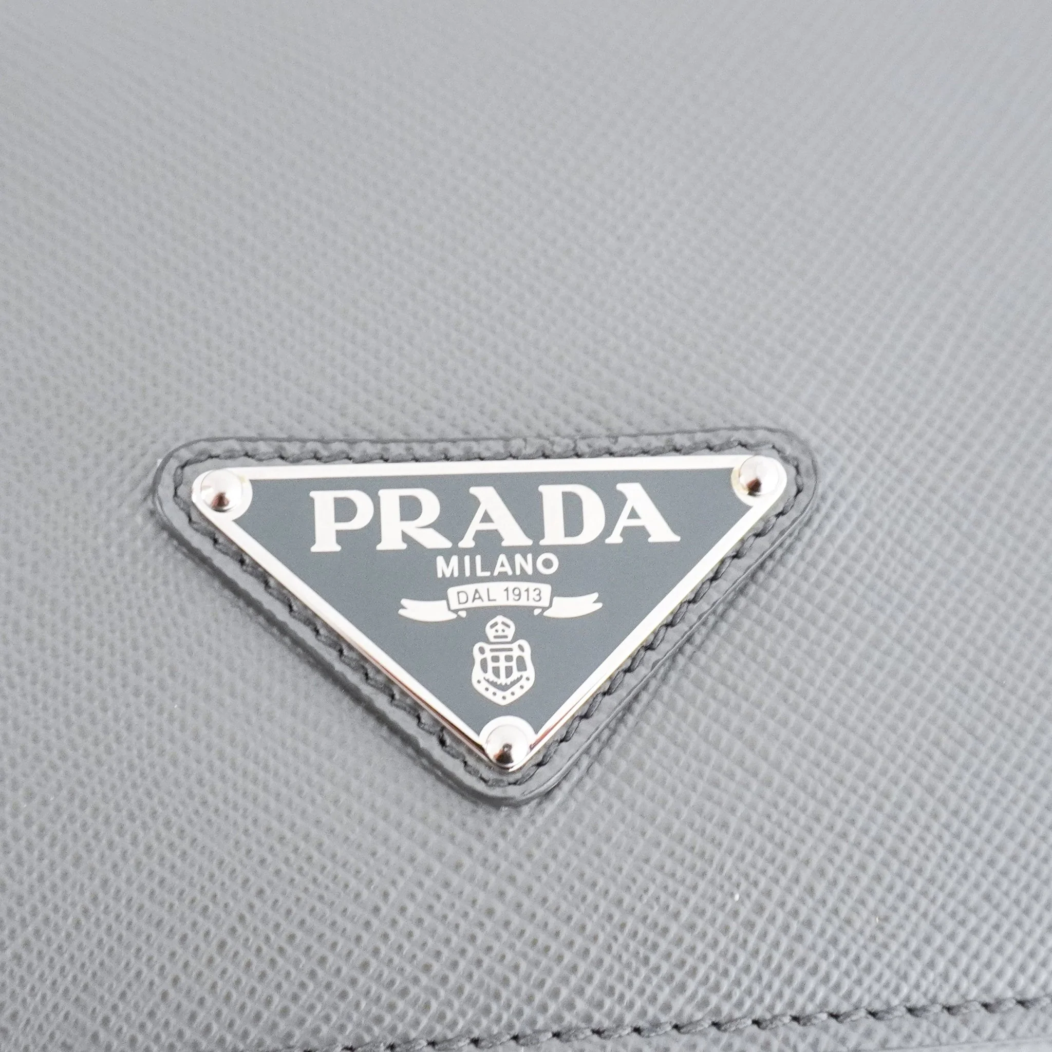 Prada Grey Saffiano Aresia Messenger Bag (RRP £1900) | Authentic Preloved - Image 6