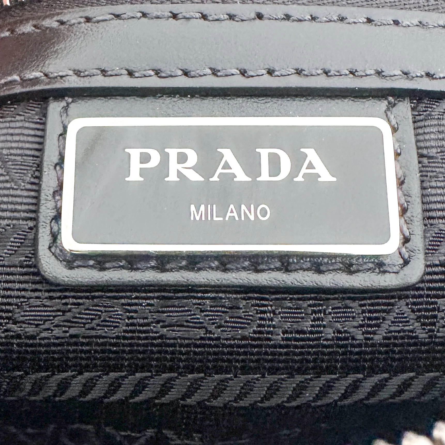 Prada Grey Saffiano Aresia Messenger Bag (RRP £1900) | Authentic Preloved - Image 8
