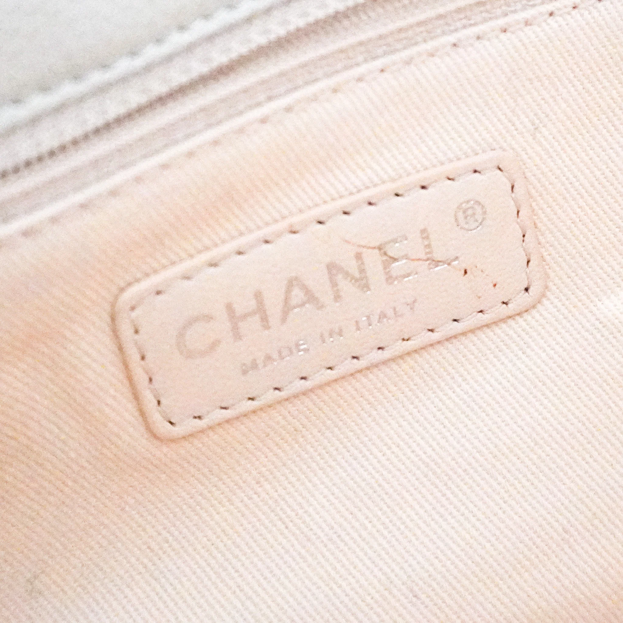 RARE Chanel Nature Glazed Caviar Quilted Flap Shoulder Bag RRP £5100 | Authentic Preloved - Image 8