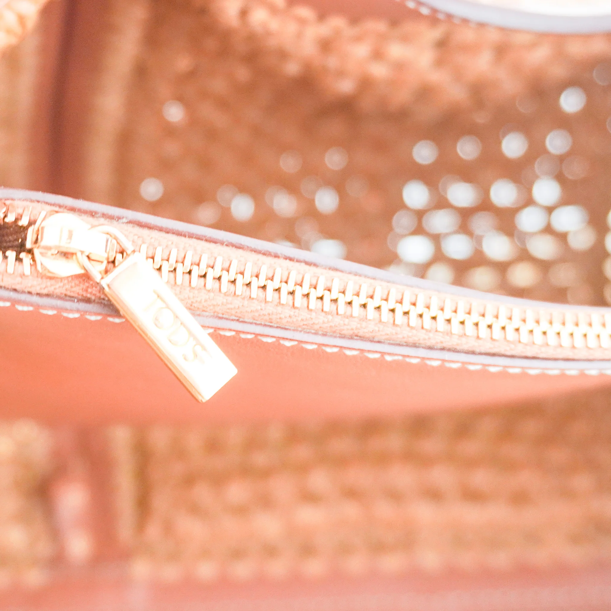 Tod's T Timeless Raffia Shoulder Bag RRP £2,390 | Authentic Preloved - Image 14