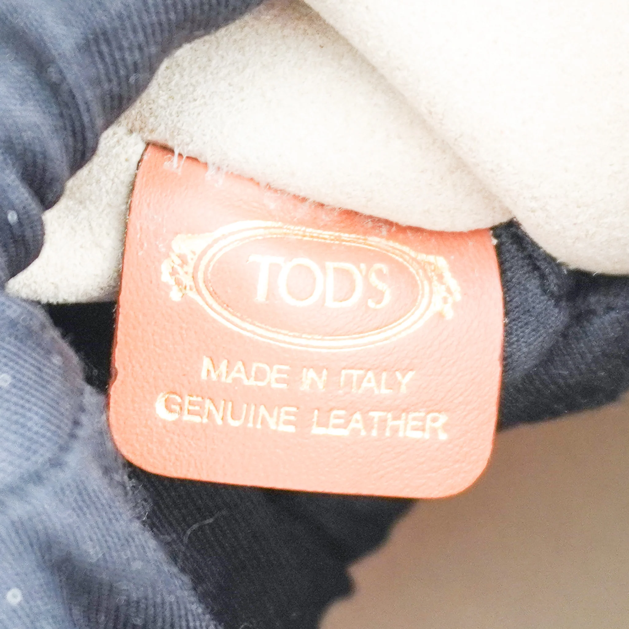Tod's T Timeless Raffia Shoulder Bag RRP £2,390 | Authentic Preloved - Image 15