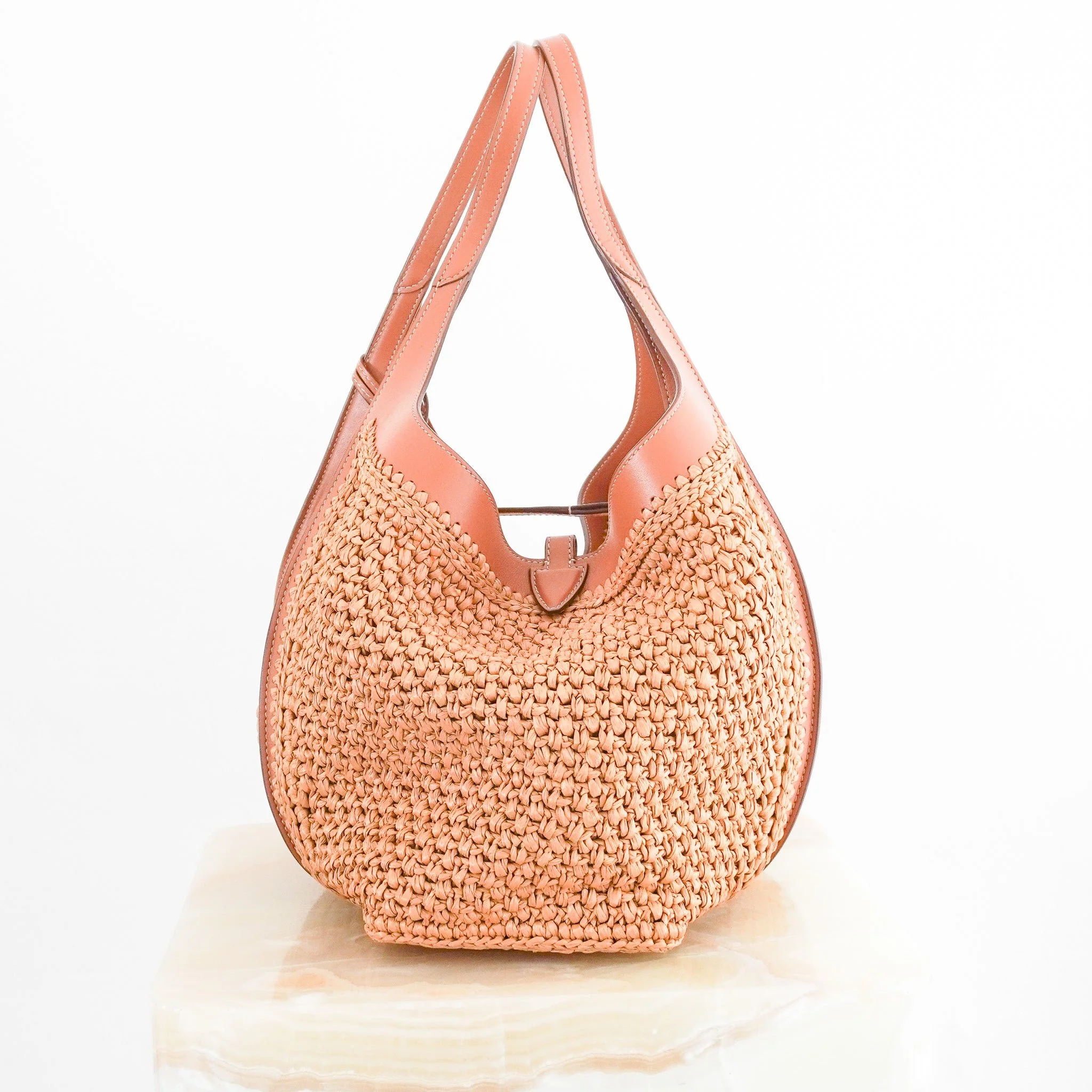 Tod's T Timeless Raffia Shoulder Bag RRP £2,390 | Authentic Preloved - Image 2