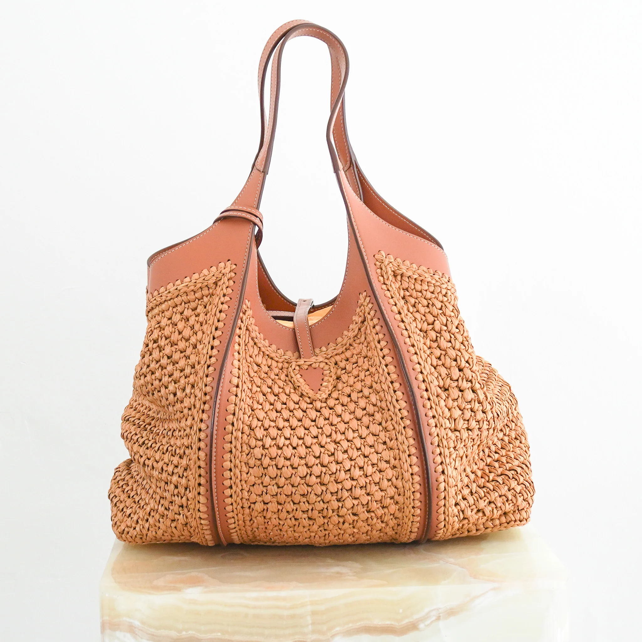 Tod's T Timeless Raffia Shoulder Bag RRP £2,390 | Authentic Preloved - Image 3