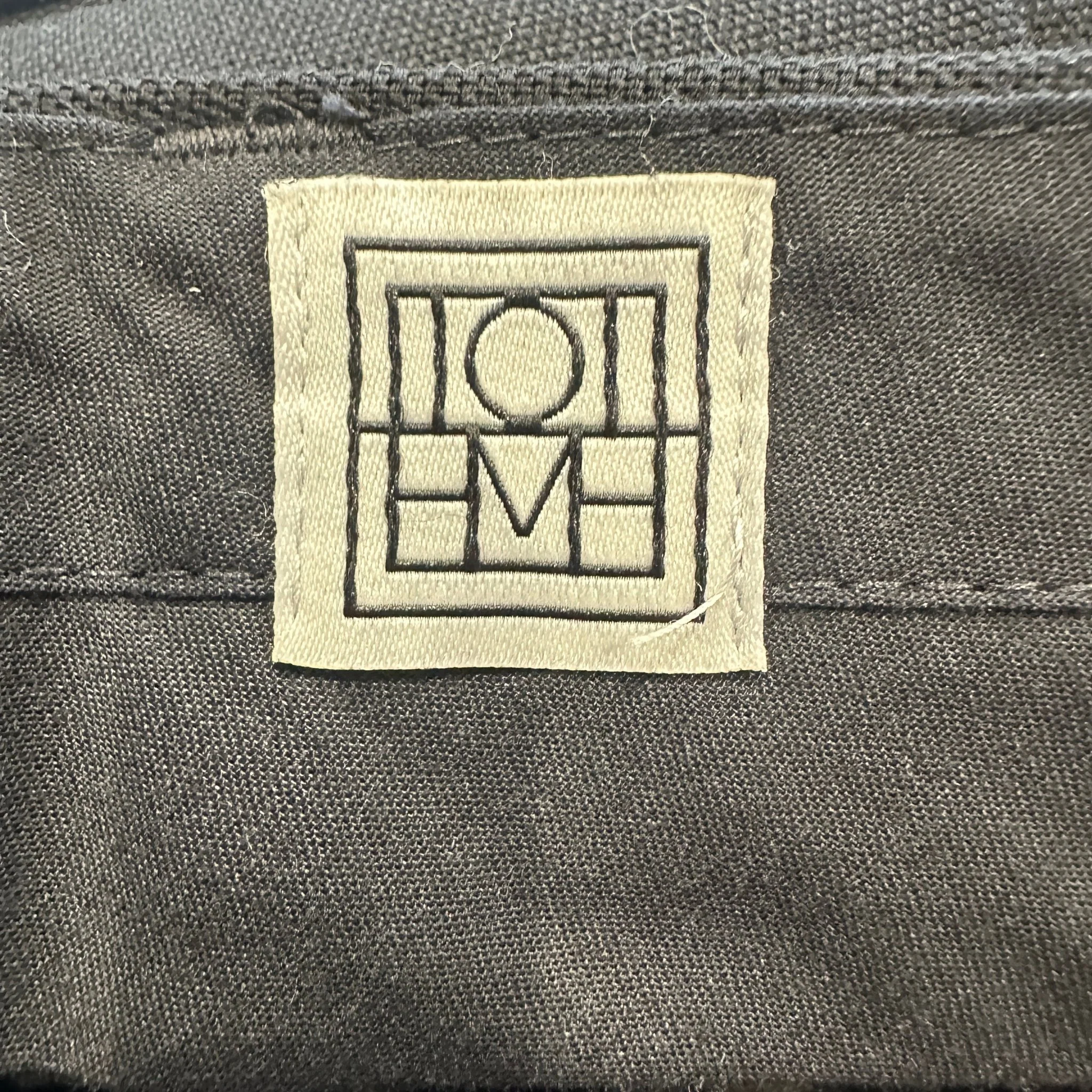 Toteme Black Sewn-Pleat Wool-Blend Trousers RRP £380 | Authentic Preloved - Image 5