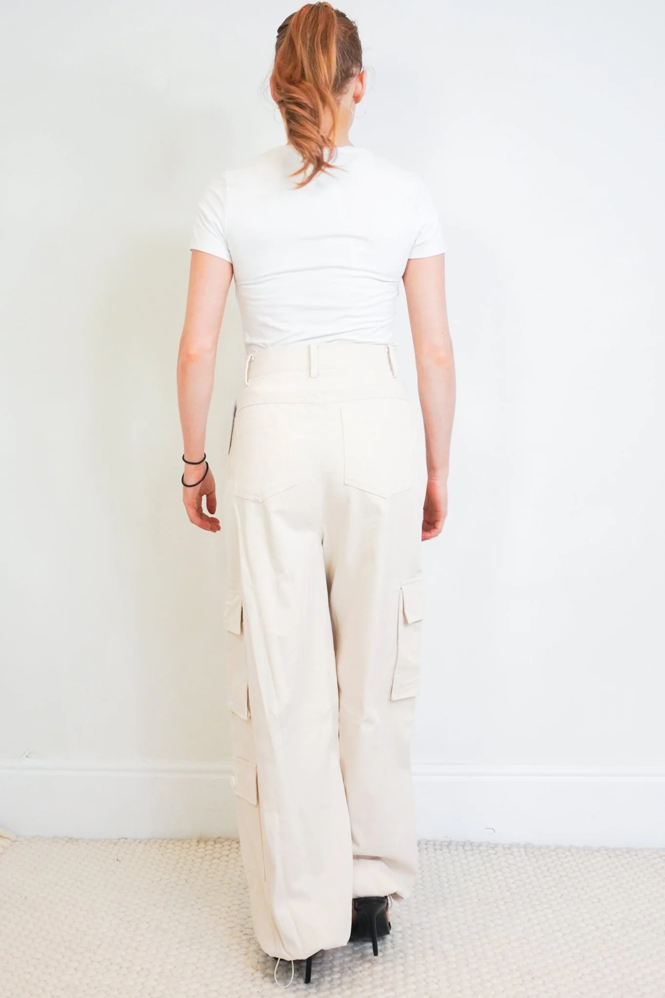 The Frankie Shop Cream Cotton Cargo Trousers RRP £200 | Authentic Preloved - Image 3